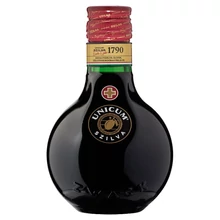 ZWACK UNICUM SZILVA GYÓGYNÖVÉNYLIKŐR 34,5% 0,2 L